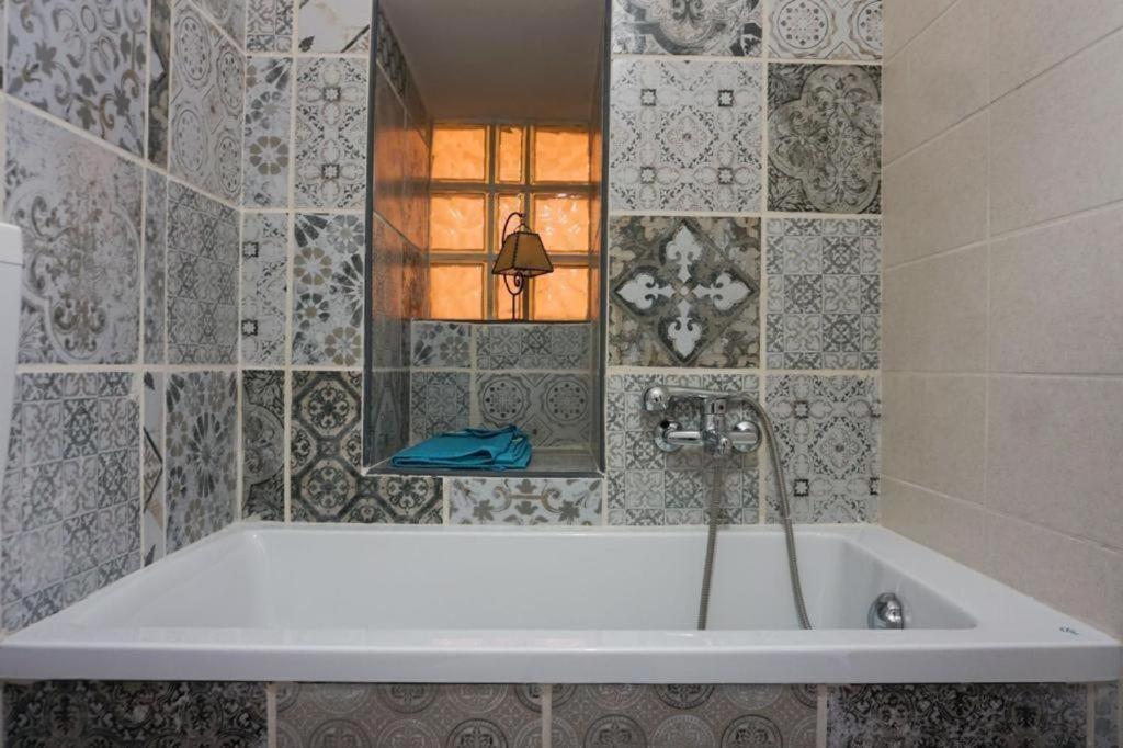 Apartamento Blue Courtyard Not Valid Bari Exterior foto